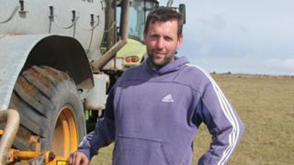 Vincent Battut a choisi l’injection pour augmenter son nombre d’hectares épandables. D.L.